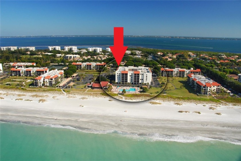 Under contract-accepting backup offers. Beachfront Condo with - Beach Condo for sale in Longboat Key, Florida on Beachhouse.com
