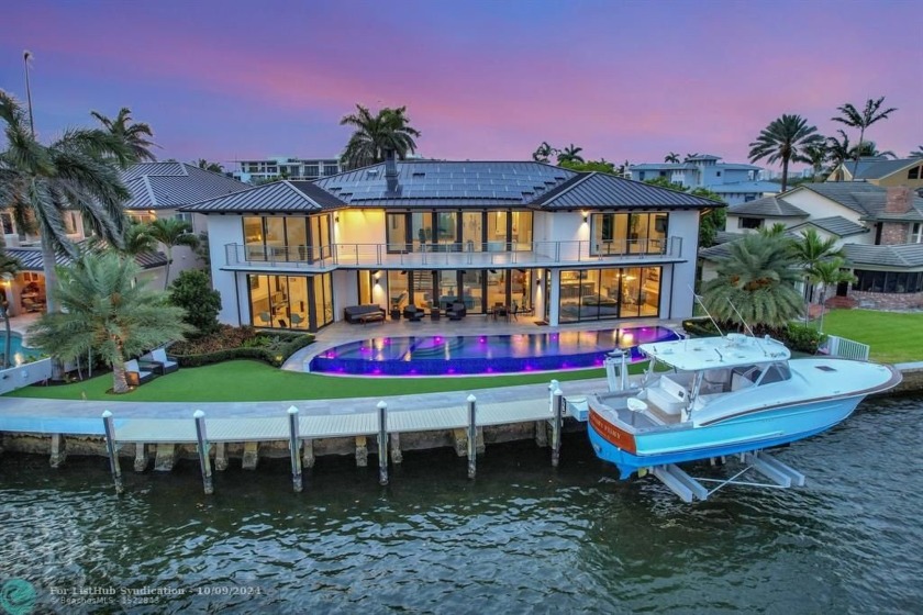 Offering wide intracoastal to bay views, comparable to a point - Beach Home for sale in Fort Lauderdale, Florida on Beachhouse.com