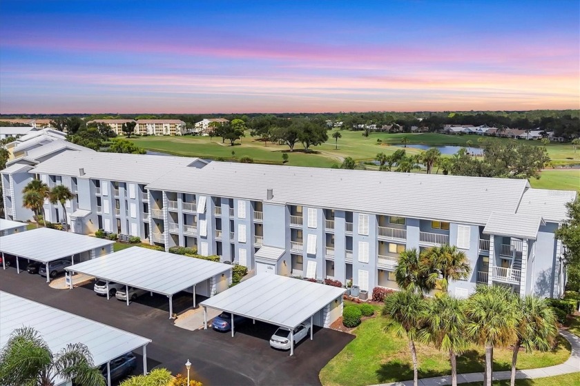Stunning Turnkey Condo with Golf Course Views & Resort-Style - Beach Condo for sale in Venice, Florida on Beachhouse.com