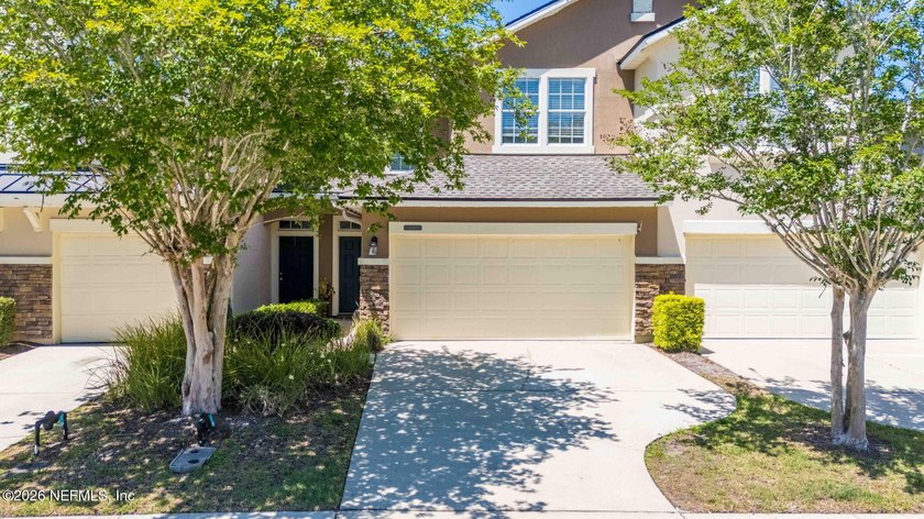 Beautiful 3 bedroom 2.5 bath townhome with Loft/ bonus area in - Beach Townhome/Townhouse for sale in Jacksonville, Florida on Beachhouse.com