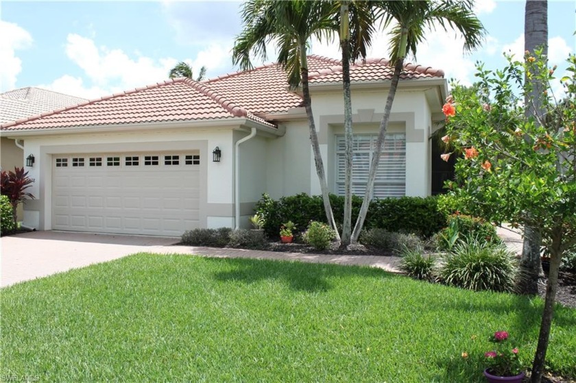 Single Family Home with pool and - Beach Home for sale in Naples, Florida on Beachhouse.com