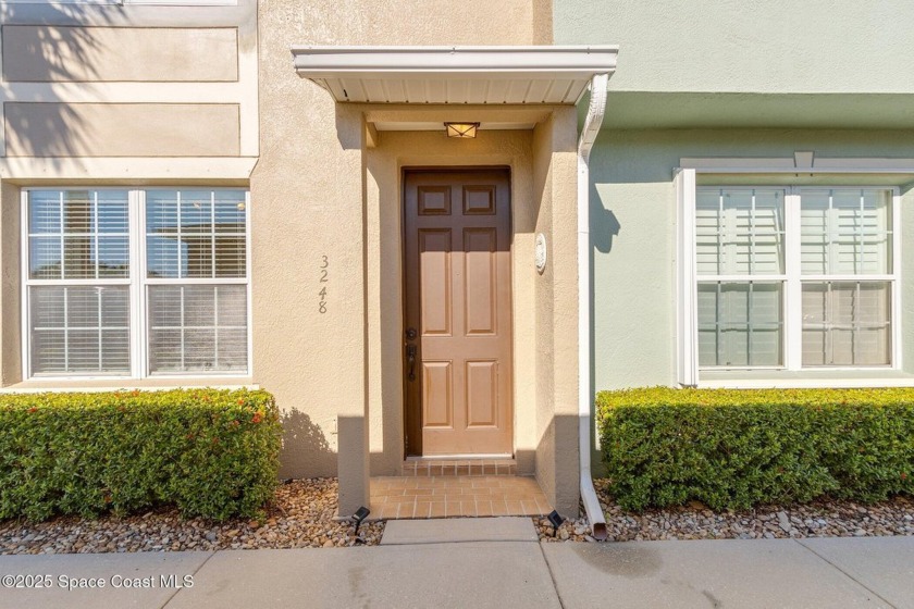 This meticulous townhome has been used as a winter home only and - Beach Townhome/Townhouse for sale in Indialantic, Florida on Beachhouse.com
