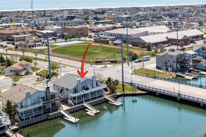 Welcome to 2934 Ocean Drive, a stunning bay-front residence in - Beach Townhome/Townhouse for sale in Avalon, New Jersey on Beachhouse.com