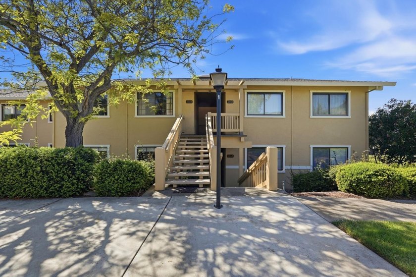 Welcome to The Villages Golf & Country Club, a premier 55+ gated - Beach Condo for sale in San Jose, California on Beachhouse.com