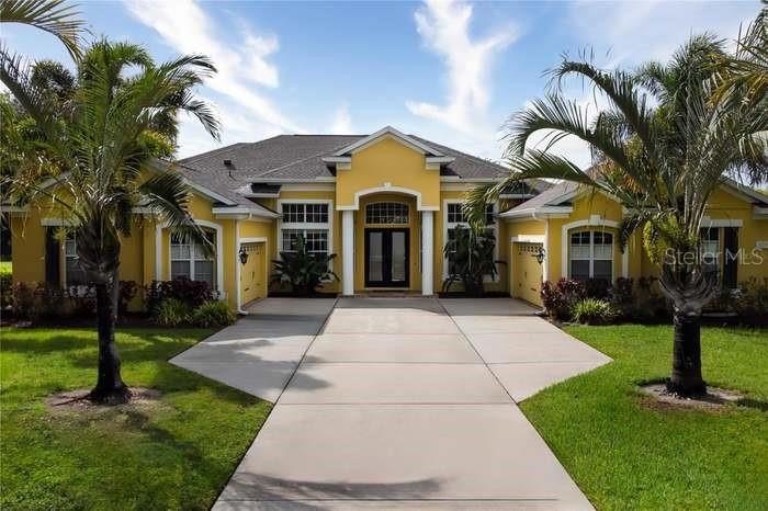 Exquisite Florida Estate in the Prestigious Preserve at Panther - Beach Home for sale in Bradenton, Florida on Beachhouse.com