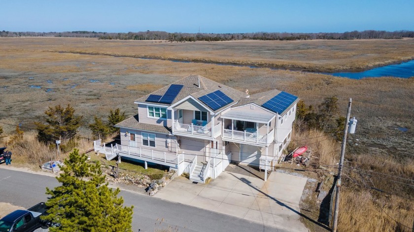 Breathtaking VIEWS from every angle in this FABULOUS 3 bedroom - Beach Home for sale in Cape May Court House, New Jersey on Beachhouse.com