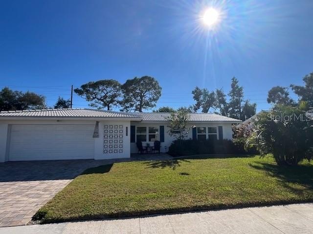 PRICE REDUCTION!!!! - WATER VIEW HOME/GOLF COURSE HOME - No - Beach Home for sale in Pinellas Park, Florida on Beachhouse.com