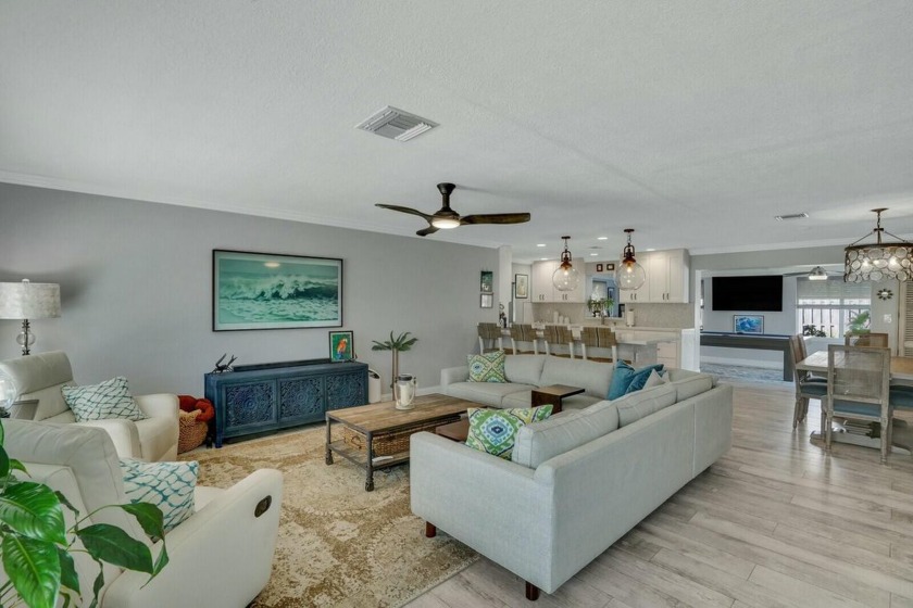 Highly Sought-After Lake Ida Charmer!Welcome to this - Beach Home for sale in Delray Beach, Florida on Beachhouse.com