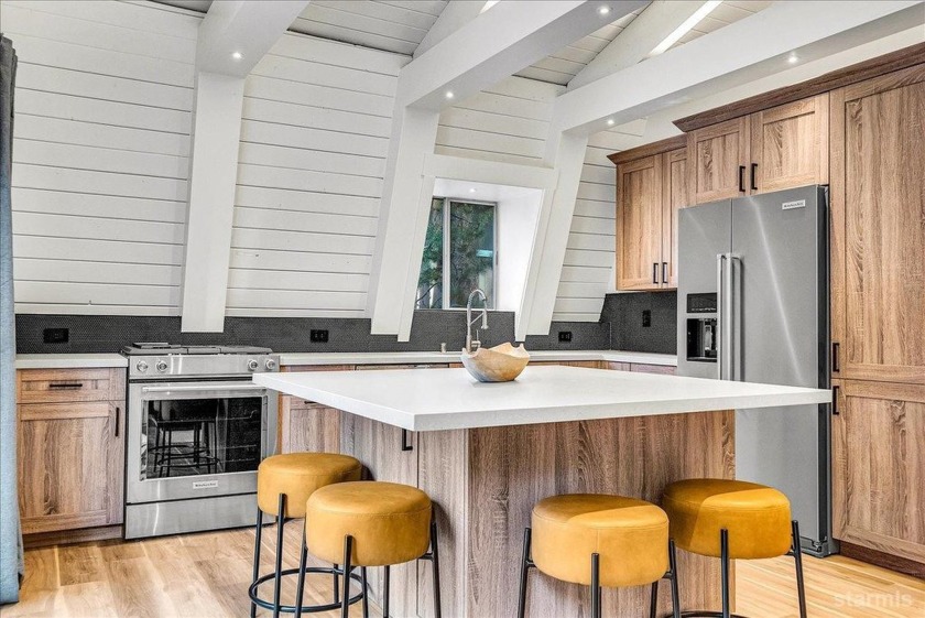 Nestled in a prime location, this beautifully remodeled - Beach Home for sale in South Lake Tahoe, California on Beachhouse.com