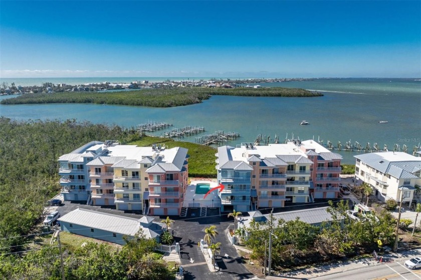 Wake up to breathtaking sunrises over Lemon Bay where the tone - Beach Condo for sale in Englewood, Florida on Beachhouse.com