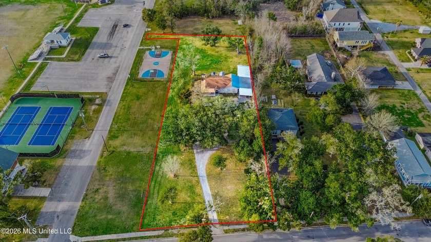 Exceptional 1.4-acre parcel in the heart of Pass Christian just - Beach Lot for sale in Pass Christian, Mississippi on Beachhouse.com