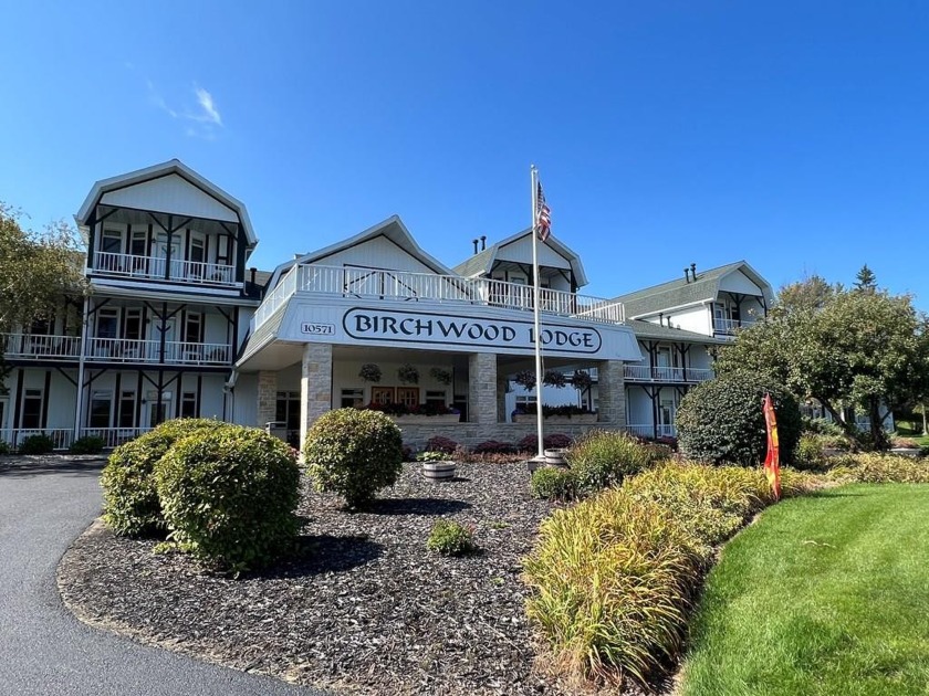 Don't miss this rare offering at the popular Birchwood Lodge! - Beach Condo for sale in Sister Bay, Wisconsin on Beachhouse.com