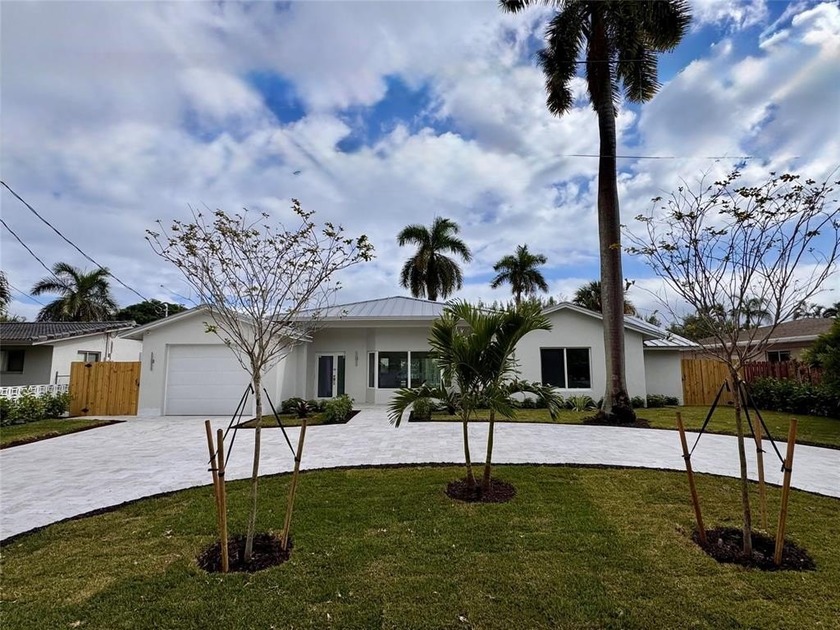 3-bedroom, 3-bathroom residence, ideally positioned on a quiet - Beach Home for sale in Pompano Beach, Florida on Beachhouse.com