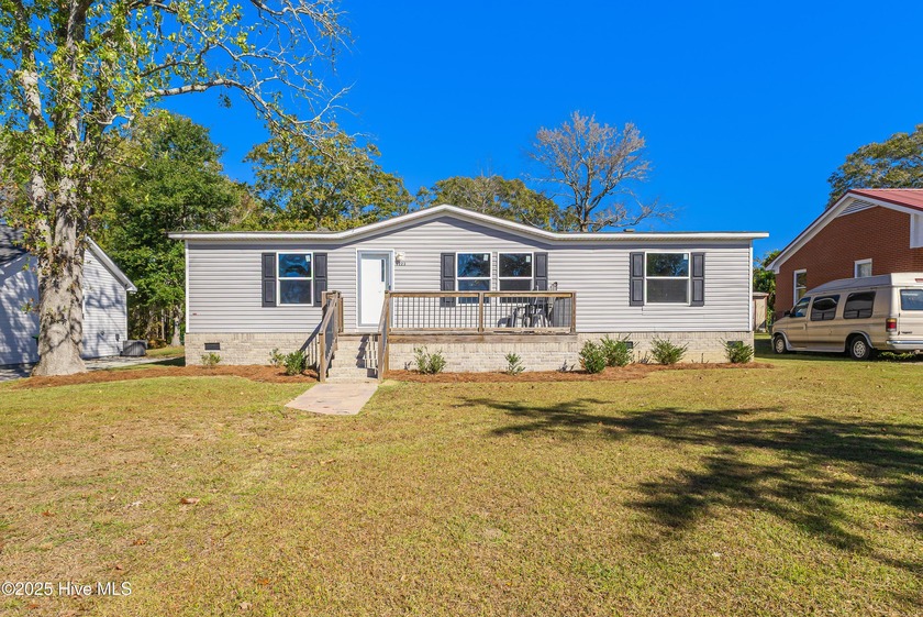 Your Dream Beach Home with a Dream Price is here! Come now to - Beach Home for sale in Shallotte, North Carolina on Beachhouse.com