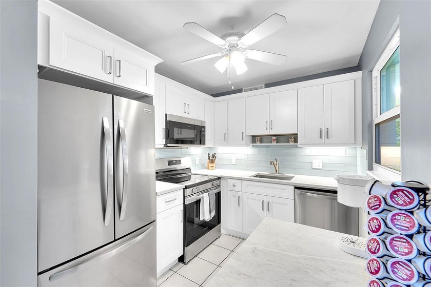 Highly desirable Ashby corner unit featuring 2 bedrooms and 1.5 - Beach Condo for sale in Deerfield Beach, Florida on Beachhouse.com