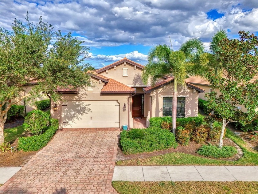 The Edison model is a one-story, single-family, 2400 sq ft home - Beach Home for sale in Nokomis, Florida on Beachhouse.com