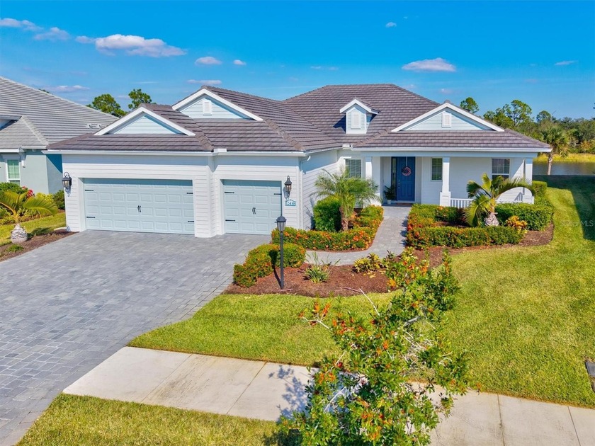 Welcome to 12436 Destin Loop, a FULLY FURNISHED Sanibel model - Beach Home for sale in Venice, Florida on Beachhouse.com