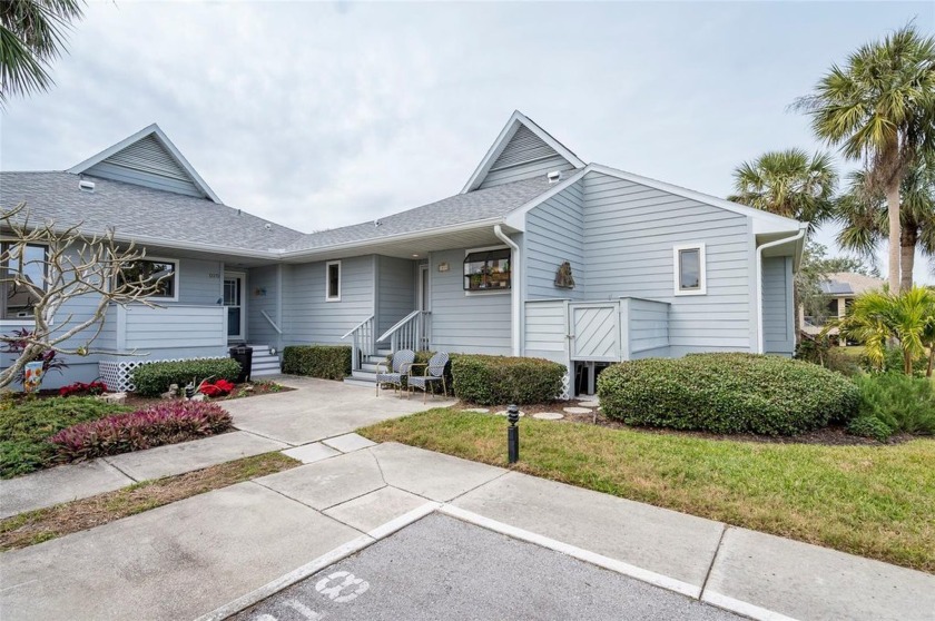 Beautifully designed waterfront Villa that exudes charm and - Beach Home for sale in Tarpon Springs, Florida on Beachhouse.com