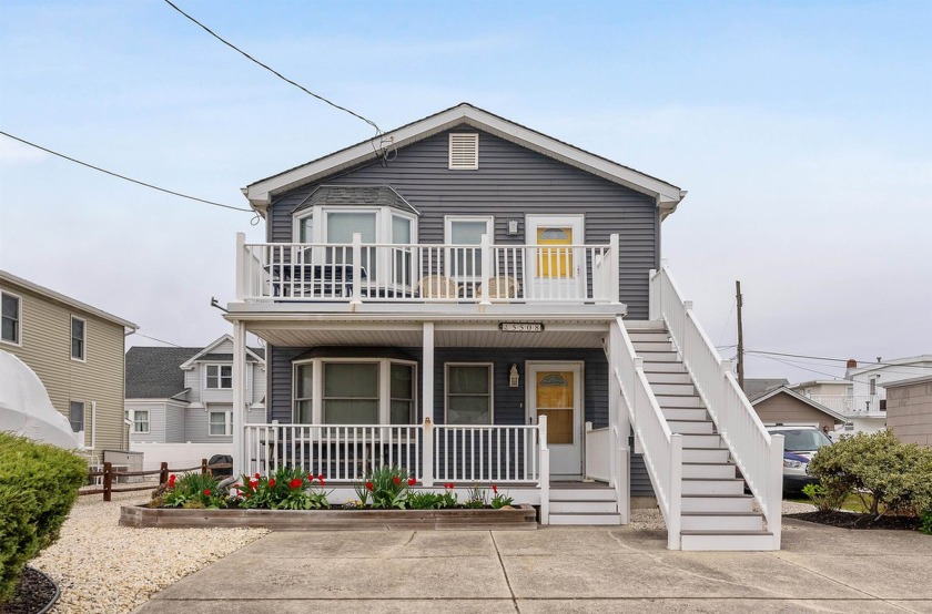 The perfect spot at the shore! This super clean 3 bedroom + 2 - Beach Condo for sale in Wildwood Crest, New Jersey on Beachhouse.com