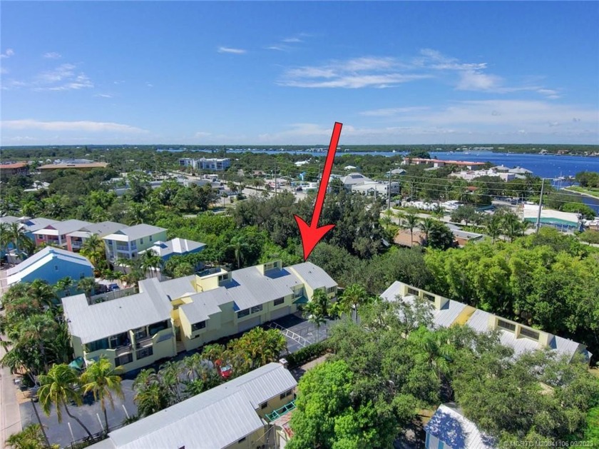 This condo is a rare find. Close to downtown Stuart with mixed - Beach Condo for sale in Stuart, Florida on Beachhouse.com