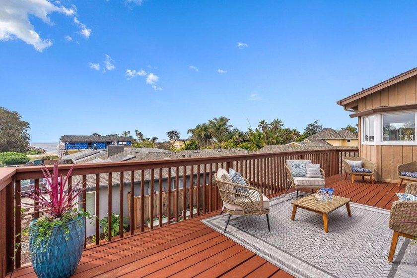 Beach living at its best! Only 6 doors from the oceans edge - Beach Home for sale in Santa Cruz, California on Beachhouse.com