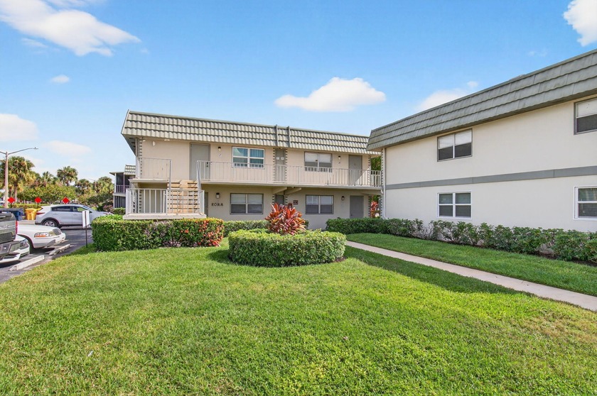 Walking distance to Monaco Club House. Bright & Airy 1 Bedroom - Beach Condo for sale in Delray Beach, Florida on Beachhouse.com