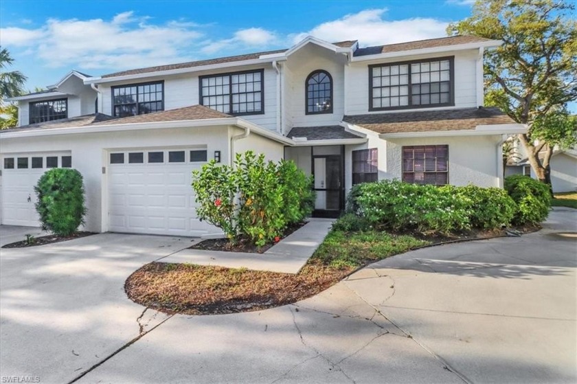 Beautiful remodeled end unit with lots of natural light and side - Beach Townhome/Townhouse for sale in Naples, Florida on Beachhouse.com