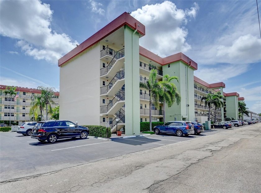 Welcome to Unit 107 at The Landings in Lauderdale-by-the-Sea--an - Beach Condo for sale in Fort Lauderdale, Florida on Beachhouse.com