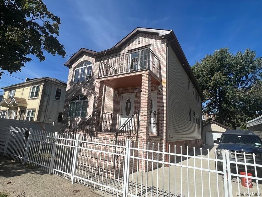 Huge two family custom built 6 bedrooms, 5 bathrooms, full - Beach Home for sale in Jamaica, New York on Beachhouse.com