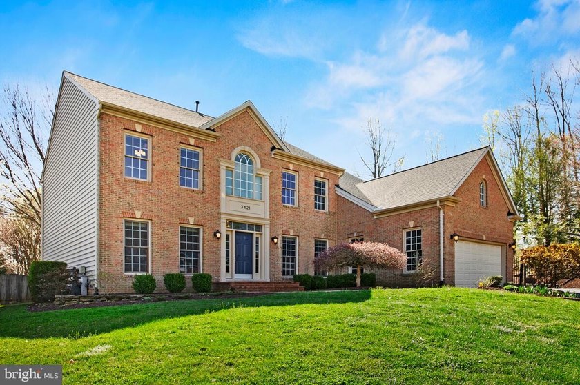 Refined, resort-style living awaits you in this stunning 6 - Beach Home for sale in Edgewater, Maryland on Beachhouse.com