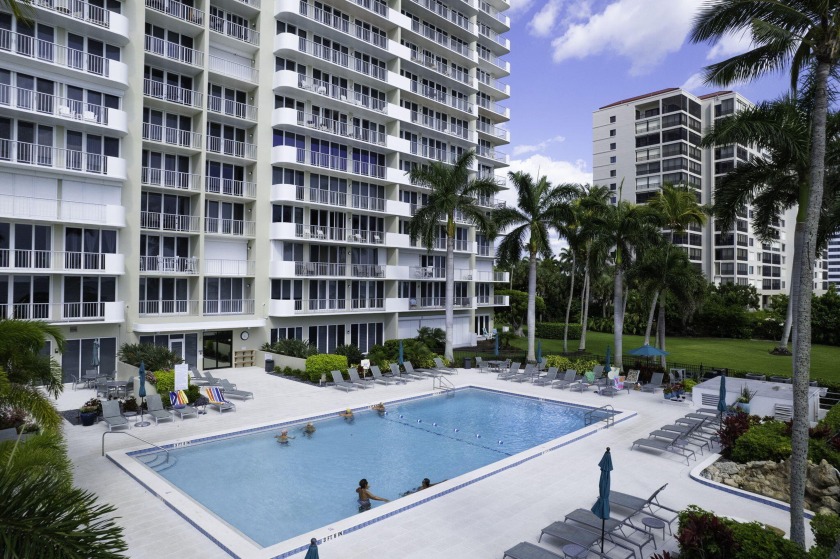 Beautifully Furnished condo in The Admiralty House.  Enjoy the - Beach Condo for sale in Marco Island, Florida on Beachhouse.com