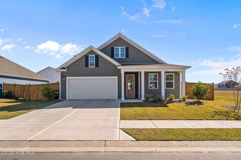 Don't miss this stunning, nearly new home filled with natural - Beach Home for sale in Wilmington, North Carolina on Beachhouse.com