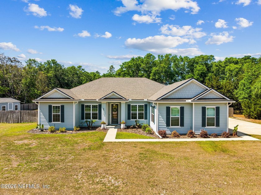 Exceptional new-construction residence (2023) on a full acre in - Beach Home for sale in Yulee, Florida on Beachhouse.com