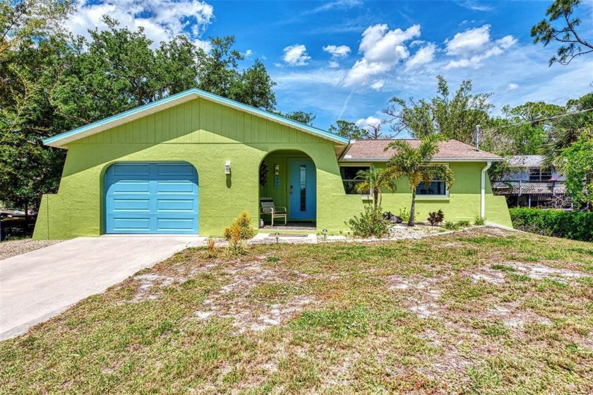 DESIRABLE ENGLEWOOD NEIGHBORHOOD ALERT! Are you looking to be - Beach Home for sale in Englewood, Florida on Beachhouse.com