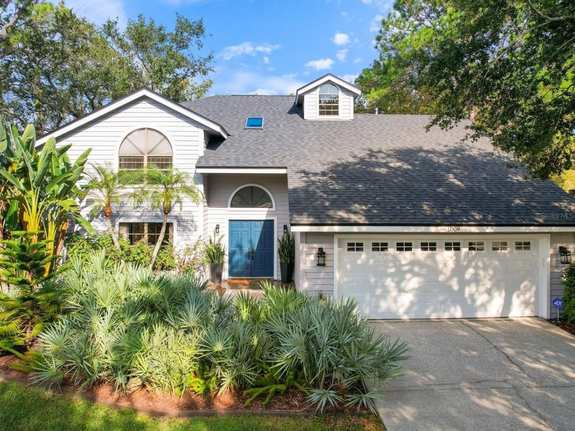 Discover the perfect blend of comfort, character, and - Beach Home for sale in Safety Harbor, Florida on Beachhouse.com