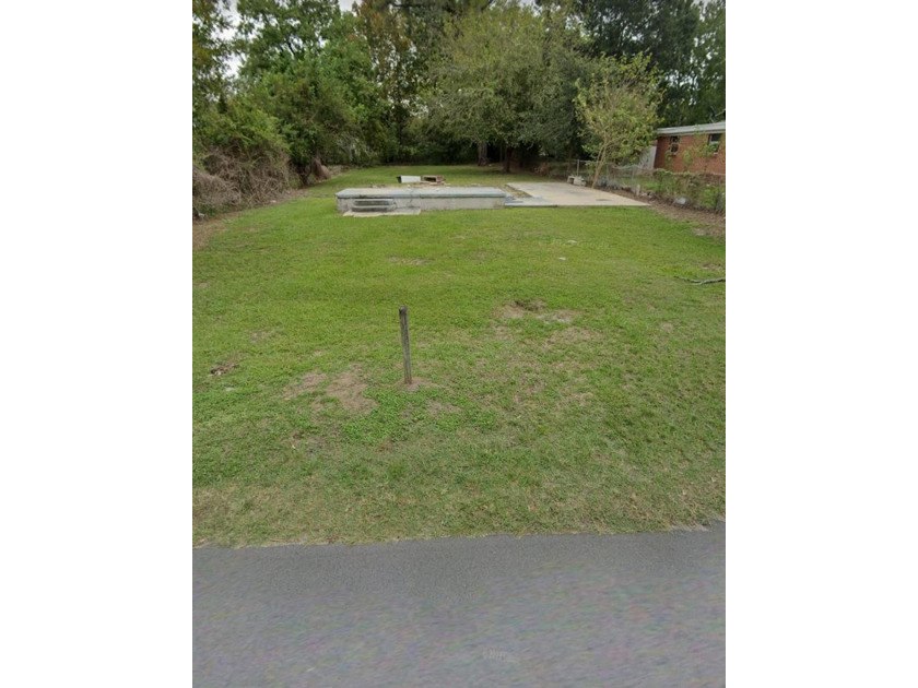 Check out this .22 acre lot for sale in Gulfport, MS! This - Beach Lot for sale in Gulfport, Mississippi on Beachhouse.com