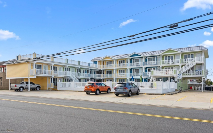 Do not miss out on this well-appointed 2 bedroom, 2 baths, home - Beach Condo for sale in Wildwood Crest, New Jersey on Beachhouse.com