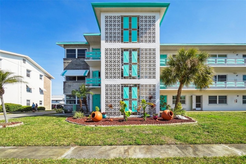 Welcome to the Oasis Building at Town Apartments, a charming 55+ - Beach Condo for sale in St. Petersburg, Florida on Beachhouse.com