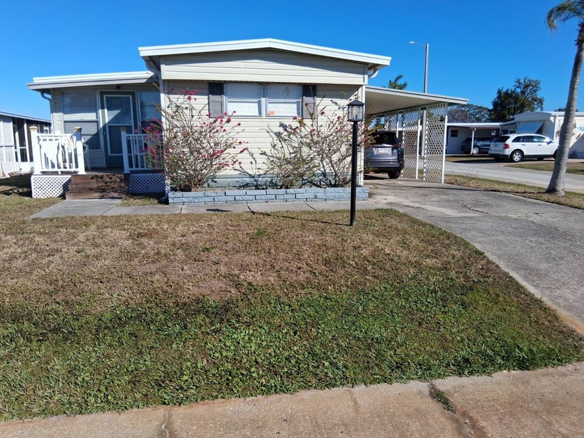 RUSKIN FLORIDA!! NEPTUNE VILLAGE!! Affordable Florida retirement - Beach Home for sale in Ruskin, Florida on Beachhouse.com