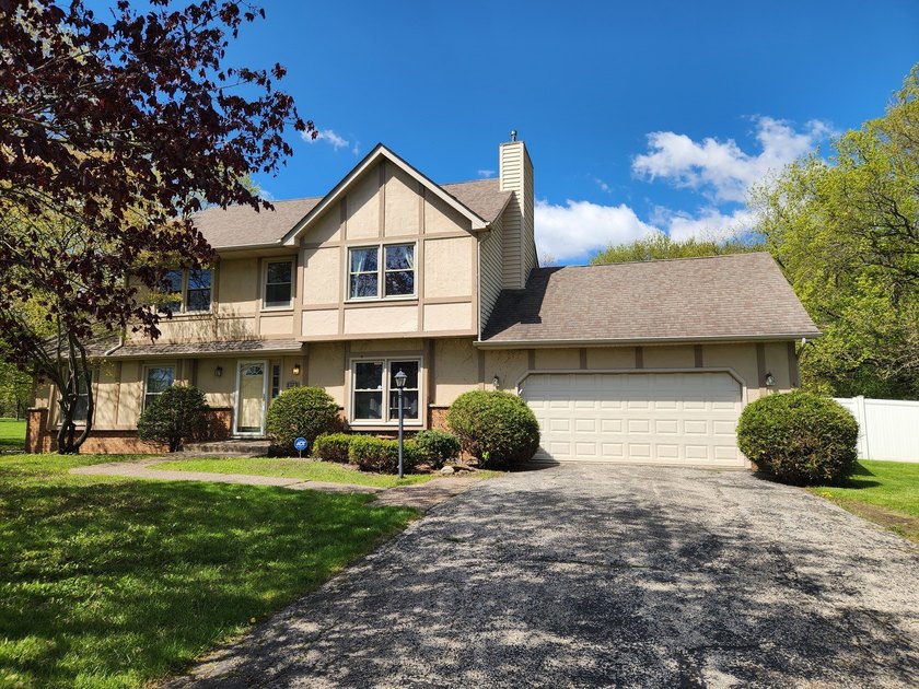 646 Meadow Ln - Beach Home for sale in Winthrop Harbor, Illinois on Beachhouse.com