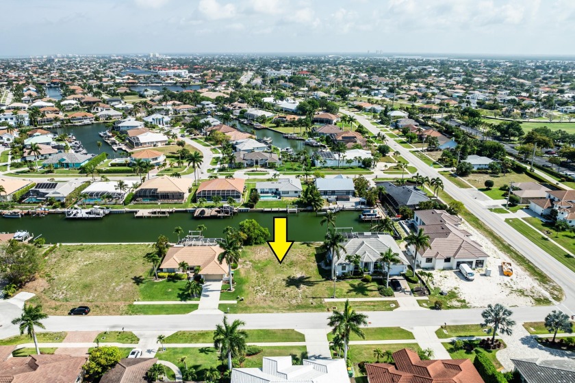 Water indirect lot in desirable unit 7.  Build your dream home - Beach Lot for sale in Marco Island, Florida on Beachhouse.com