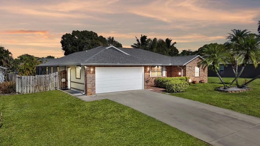 Stunning 3BR/2BA Brick pool home situated on beautiful lot with - Beach Home for sale in Vero Beach, Florida on Beachhouse.com