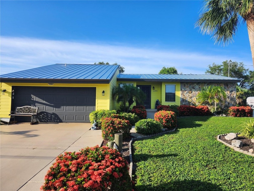 CANALFRONT !!!! DRASTIC PRICE ADJUSTMENT!!!! ! SELLER MOTIVATED - Beach Home for sale in Englewood, Florida on Beachhouse.com