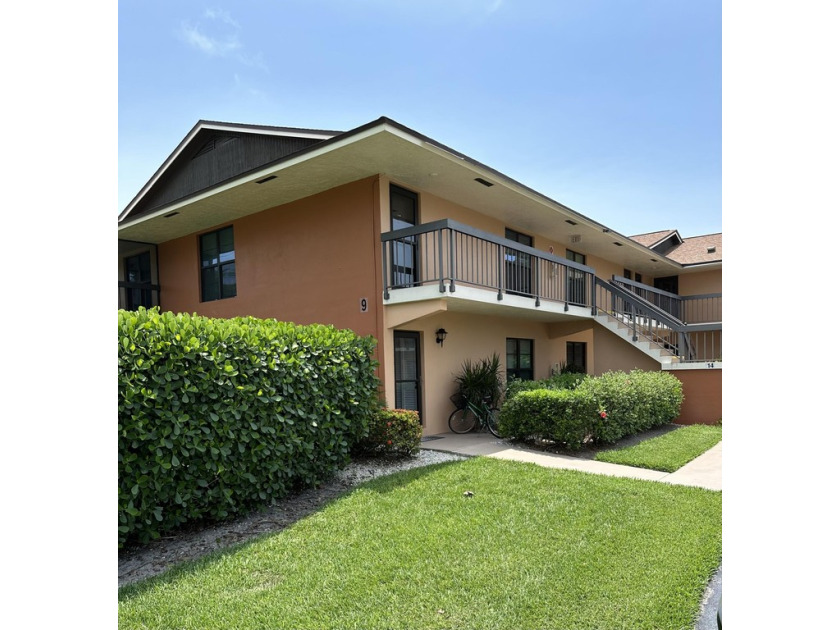 Fantastic, well kept community located across the street from - Beach Condo for sale in Marco Island, Florida on Beachhouse.com