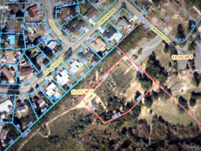 LARGE LOT to build your dream home and space for much more. Lot - Beach Lot for sale in Pensacola, Florida on Beachhouse.com