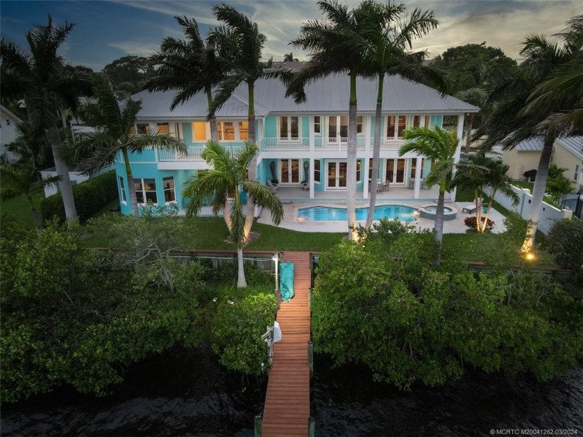 Panoramic Wide Water Views featured in this 2007 Key West Style - Beach Home for sale in Stuart, Florida on Beachhouse.com