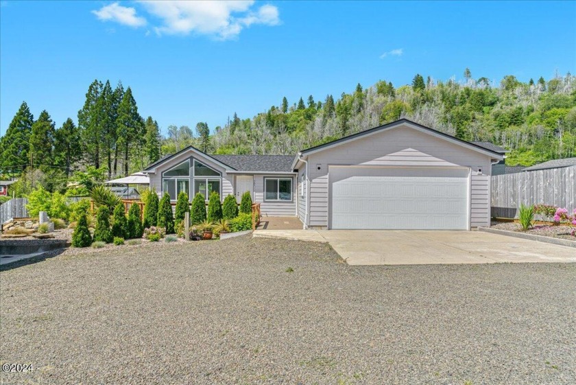 HUGE Price Reduction! Welcome to your dream home--a stunning - Beach Home for sale in Otis, Oregon on Beachhouse.com