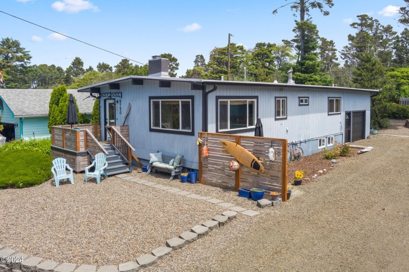 Welcome to this fresh & inviting beach house in the heart of - Beach Home for sale in Lincoln City, Oregon on Beachhouse.com