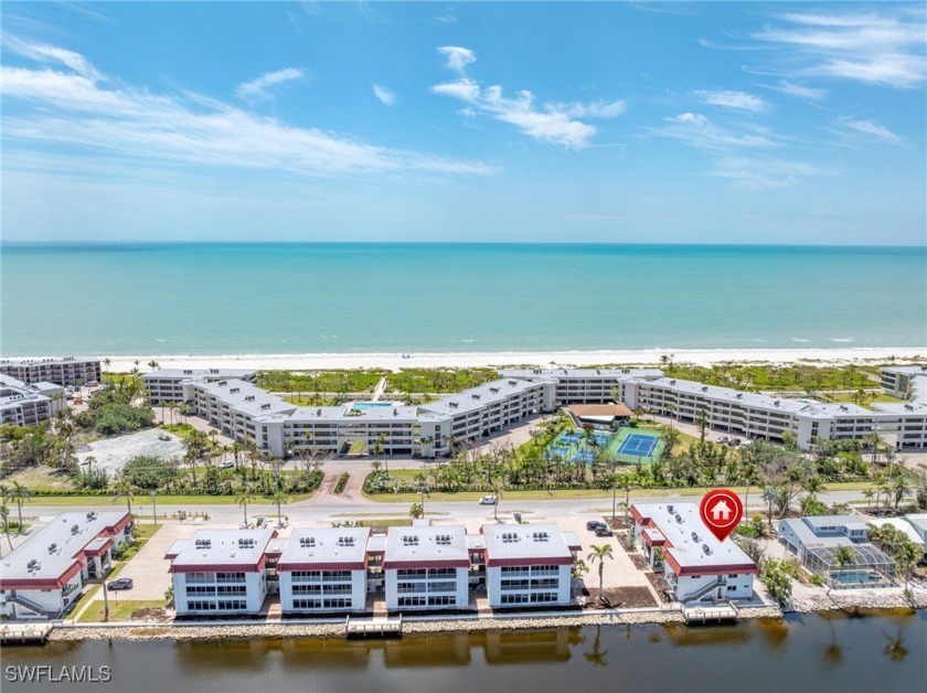 This charming second-floor Spanish Cay unit offers amazing views - Beach Condo for sale in Sanibel, Florida on Beachhouse.com