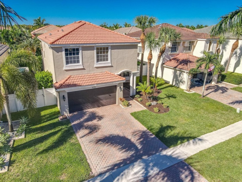 Welcome to this beautifully designed 4-bedroom, 3-bathroom home - Beach Home for sale in Wellington, Florida on Beachhouse.com